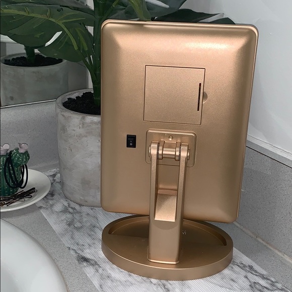 Impressions Touch 2.0 Touch-Screen Dimmable Mirror - Picture 2 of 5